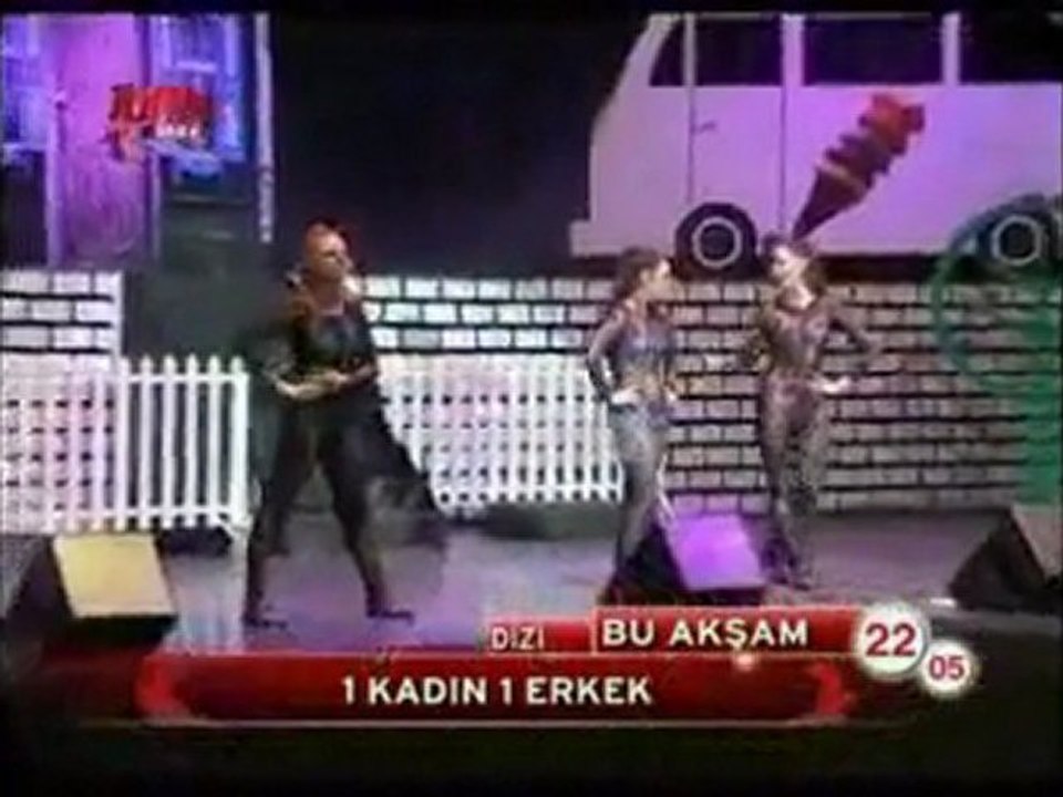 Grup Hepsi - Sır (Kuruçeşme Arena Konseri)