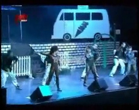 Grup Hepsi - Taktik Ver (Kuruçeşme Arena Konseri)