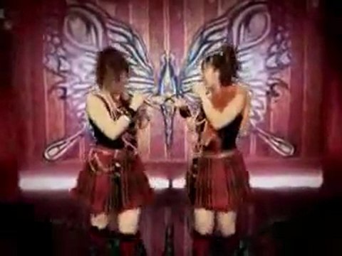 У берега синего моря