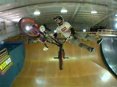 Levi.com/BMX 2008 Clip of the Week 21 Jamie Bestwick One on One