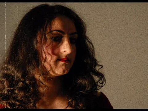 GÜÇLÜ YORUMCU MU DEDİNİZ ? O ZAMAN DİNLEYİN.