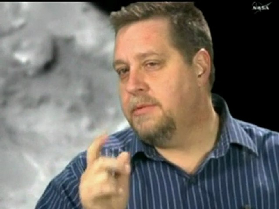 Comet close encounter for Nasa