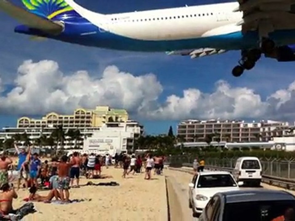 Air Caraibes landing at St Maarten