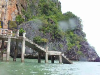 THAI-TRIP#1..."the man with a Golden Gun".James BOND 007.