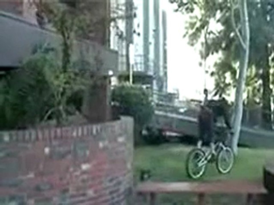 amazing mountain bike tricks