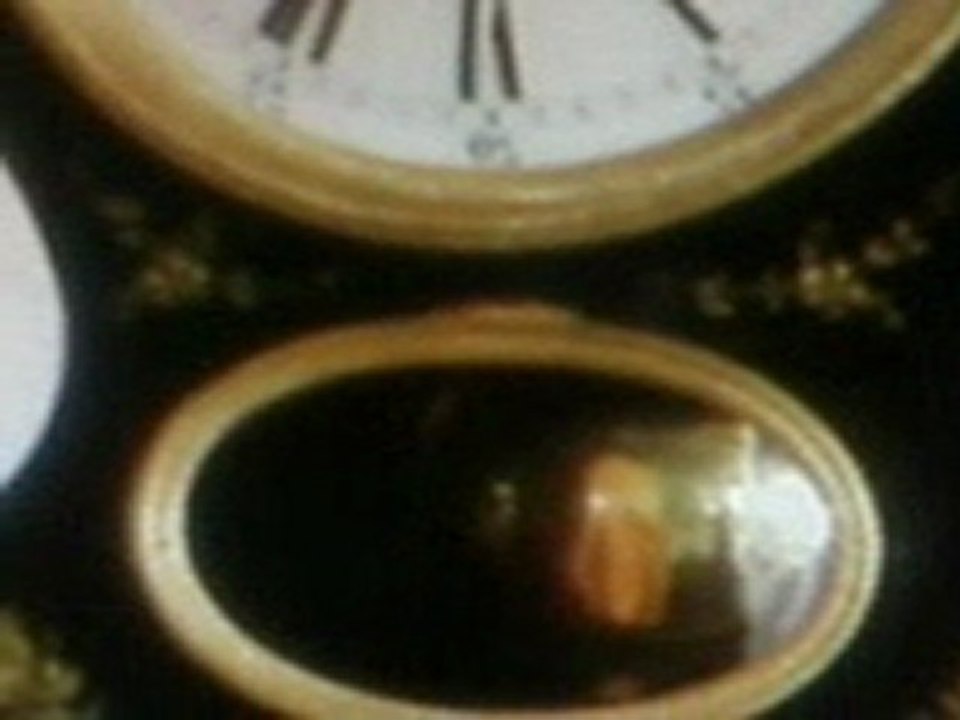 lessouda sidi bouzid pendule trés ancien (1)