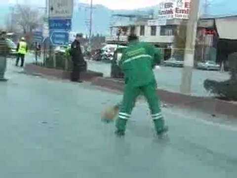 Hasta taşıyan ambulans kaza yaptı: 6 yaralı