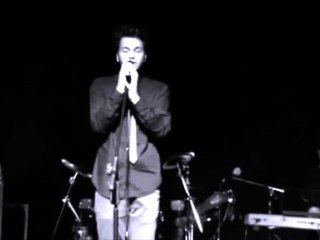 cover black an gold "Sam Sparro "