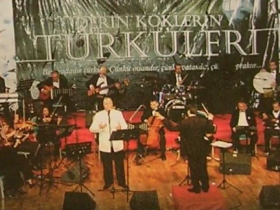 Ümit TOKCAN & Ankara Kent Orkestrası-Neredesin Sen