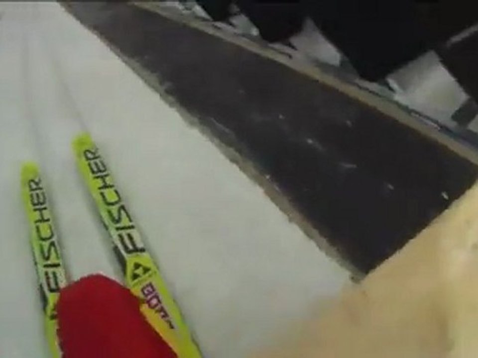 Impressionnant :  Vivez un saut à ski en direct !