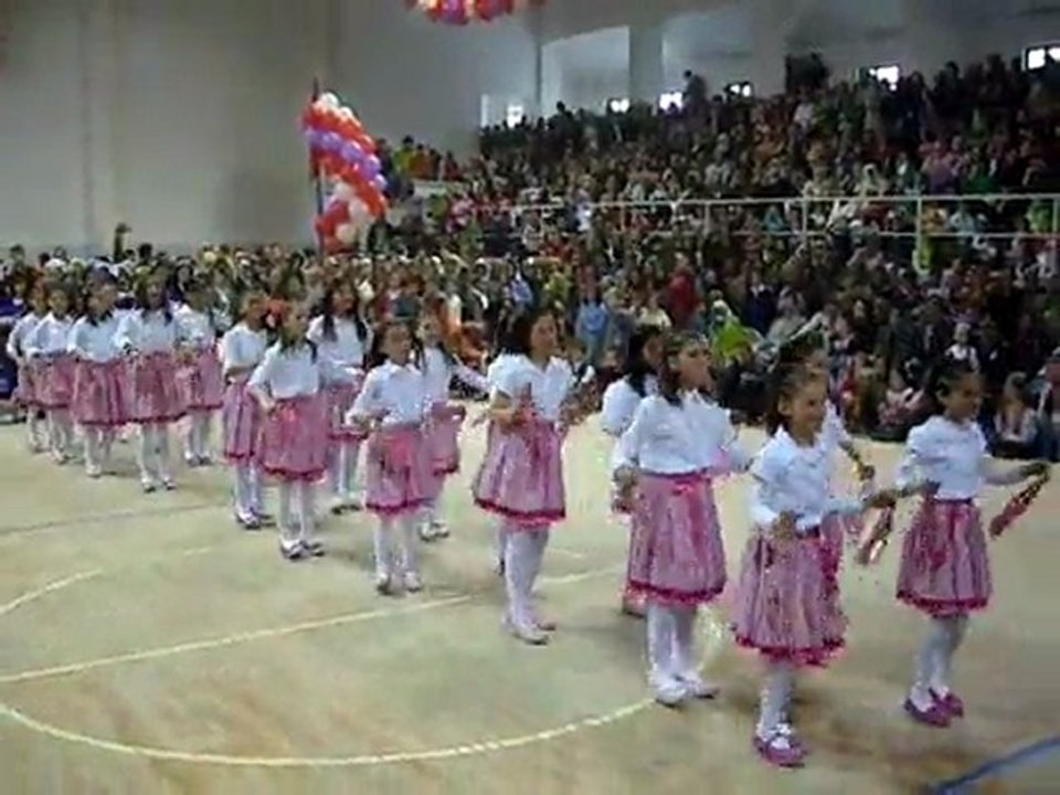 23 Nisan  gösterisi