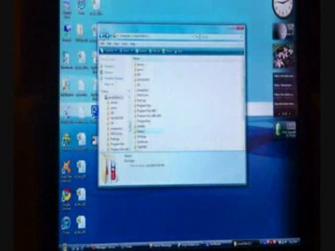 Monitor Issue: Flickers Briefly whe performing routing tasks