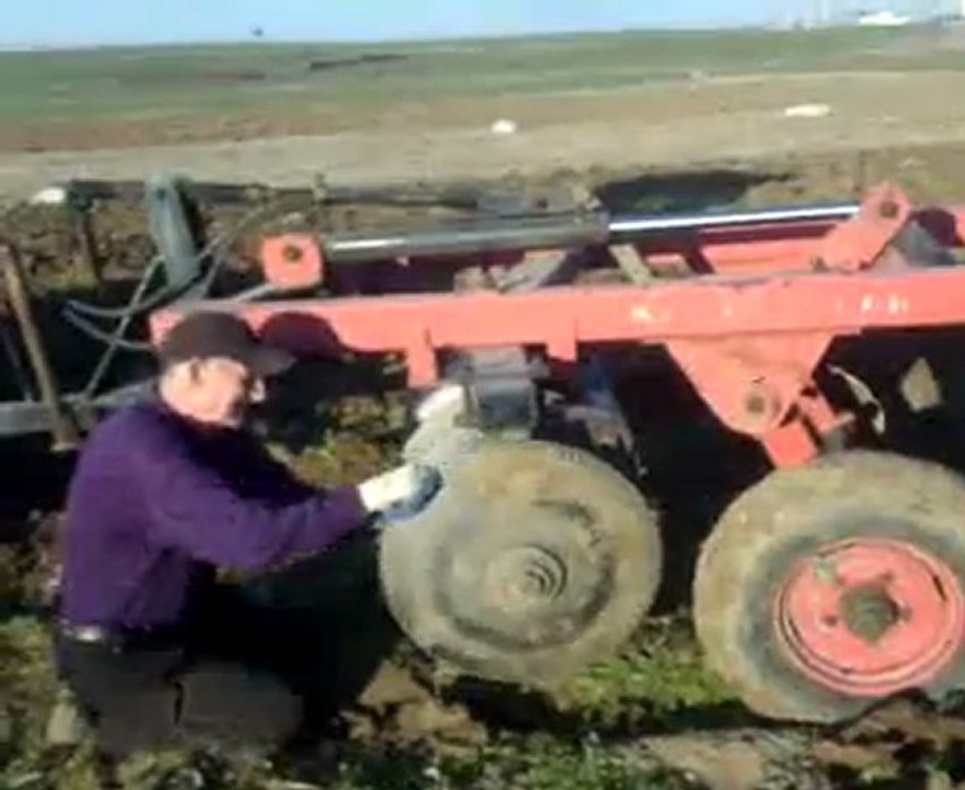 video-2011-02-12-16-37-01