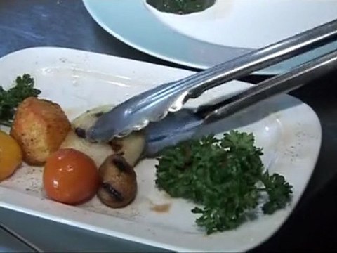 Москва: Кафе-гриль-бар на Медовом приглашает!