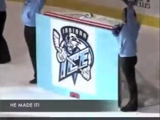 Pakı iğne deliğinden geçirdi