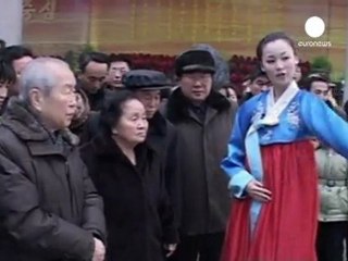 La Corée du Nord croule sous les fleurs pour...