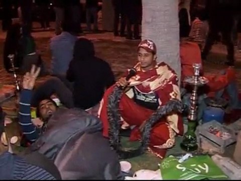 Mourners in Bahrain campaign for change