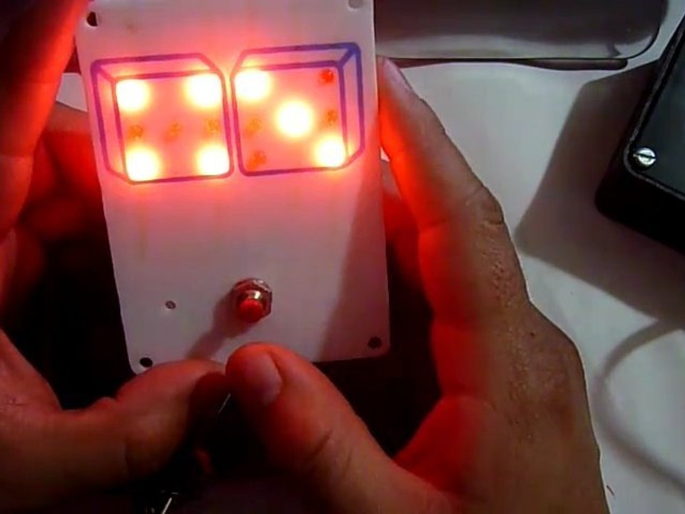 Kit para armar: Dado doble digital