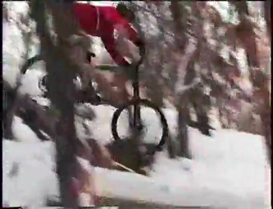 Winter mtb riding in Ottawa (gravity & ice)