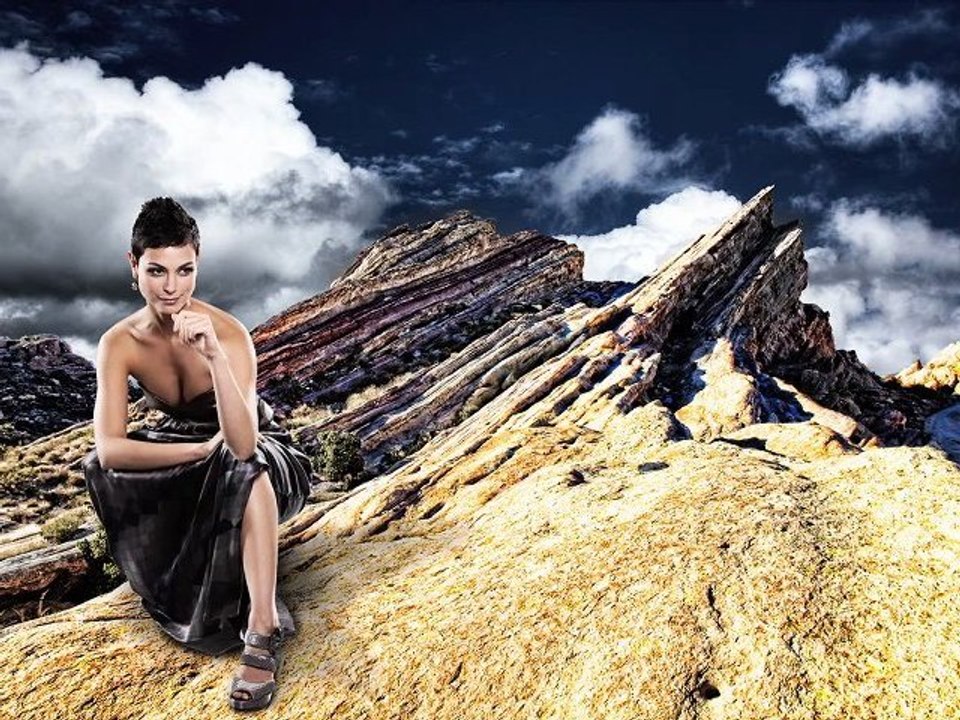 WM - Morena Baccarin