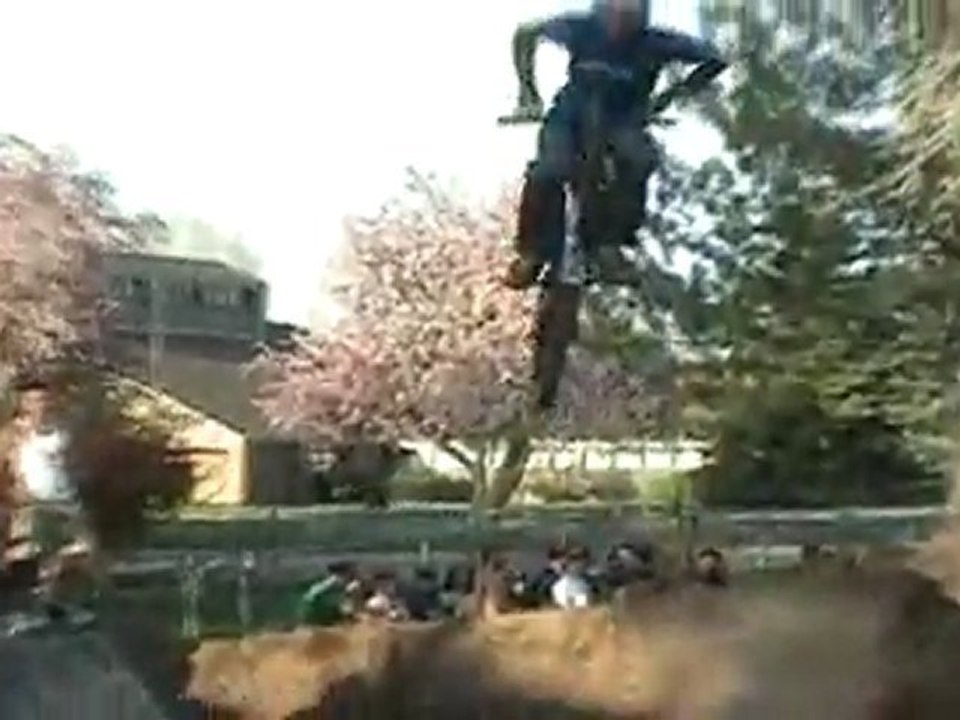 970 biking issue_5