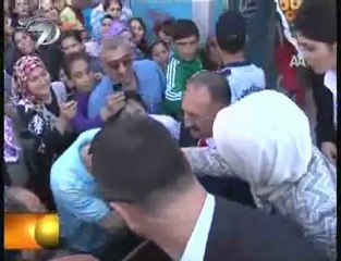 KANAL 7 - Emine Erdoğan Gönül Ellerini Açtı