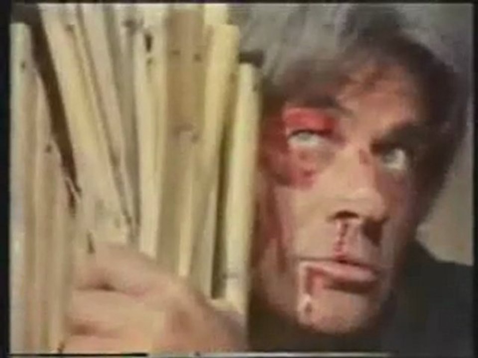Dört Yanım Cehennem 1982 Fragman