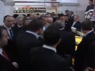 ERDOĞAN'DAN ACILI AİLELERE DESTEK
