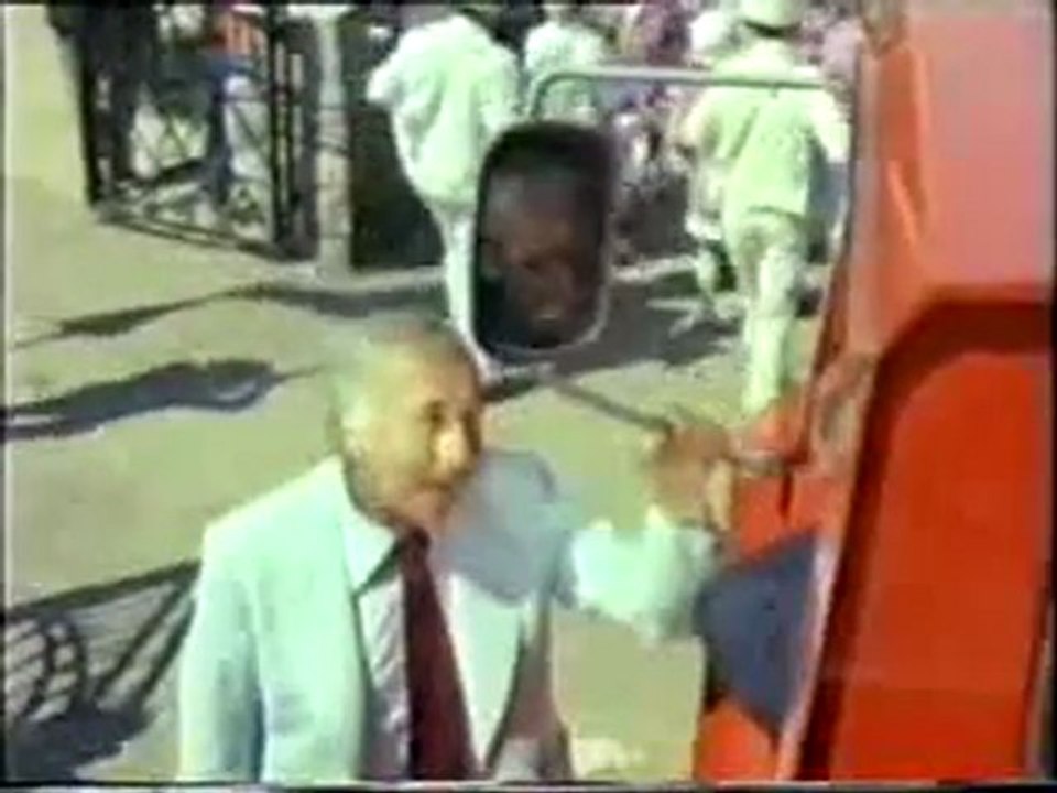 Tuzak 1976 Fragman
