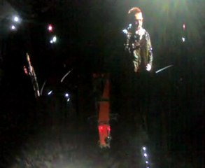 Vidéo088 U2 CHANTE DU MICHAEL JACKSON