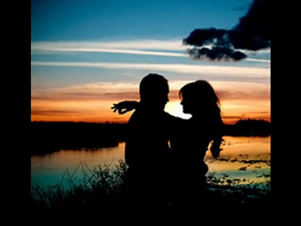 Hakan Aysev - Fikrimin İnce Gülü - Tasarım moon16