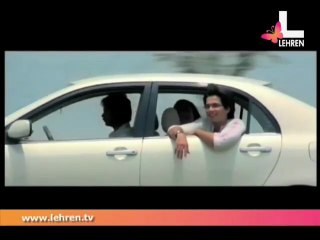 Shahid Steals Saif's Toothpaste!