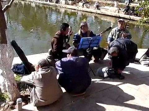 00020 Groupe flokloryque musique chinoise à Kunming