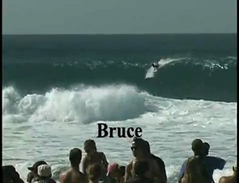 Dean Morrison and Bruce Irons during the 2006 Pipe Masters in Hawaii