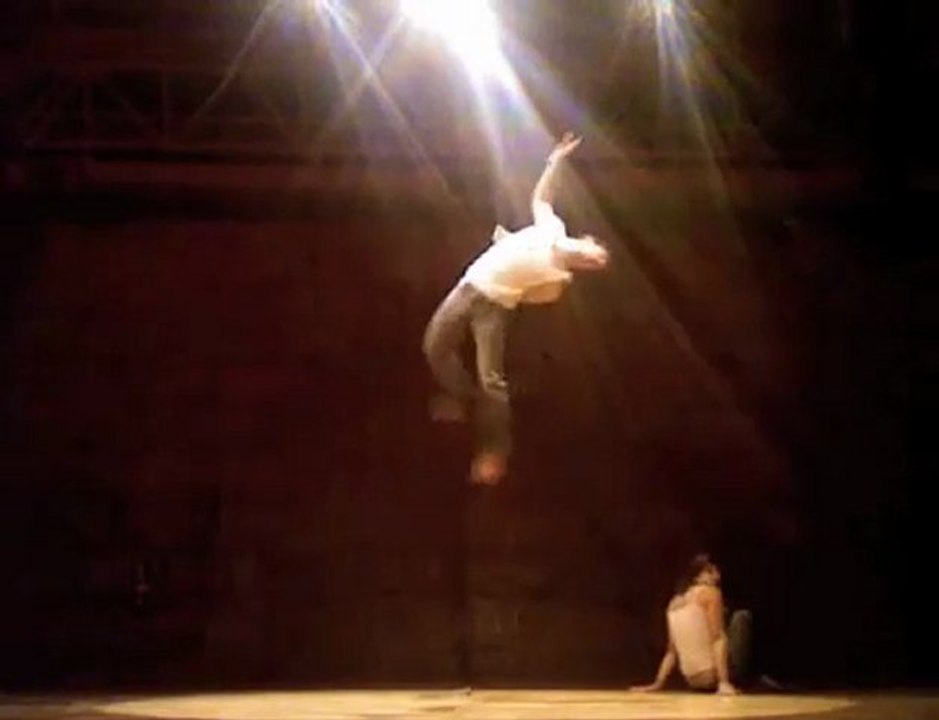 CAROLINE & SEBASTIAN-aerial-presents Art agency Valentino