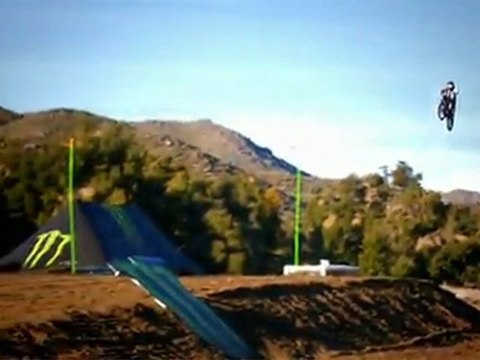RYAN CAPES DIRT TO DIRT WORLD RECORD MOTORCYCLE JUMP
