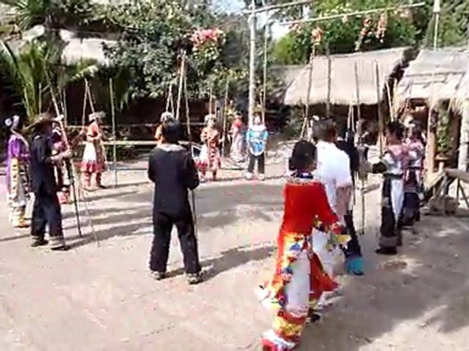 00026 Parc des nationalités du Yunnan Danse 2