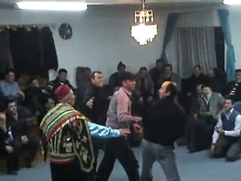 Gölezkayı Köyü Yaran 2010 Orta Oyunu 2