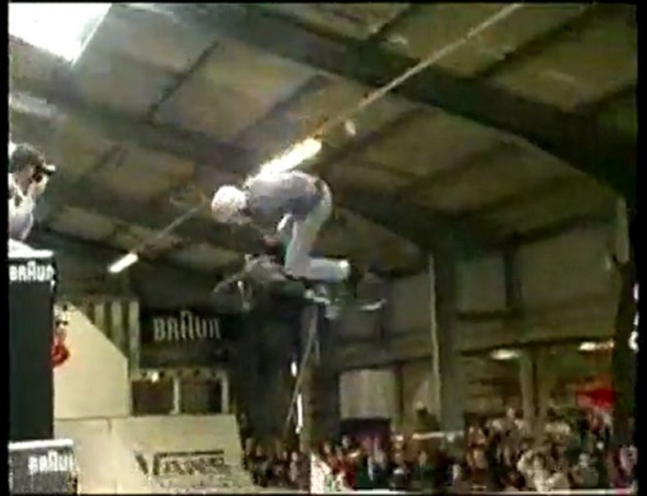 Double Tail Whip FLip