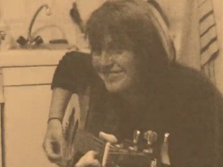 Les Kadric - Saison 1 EPisode 1 : karine chante pour cedric