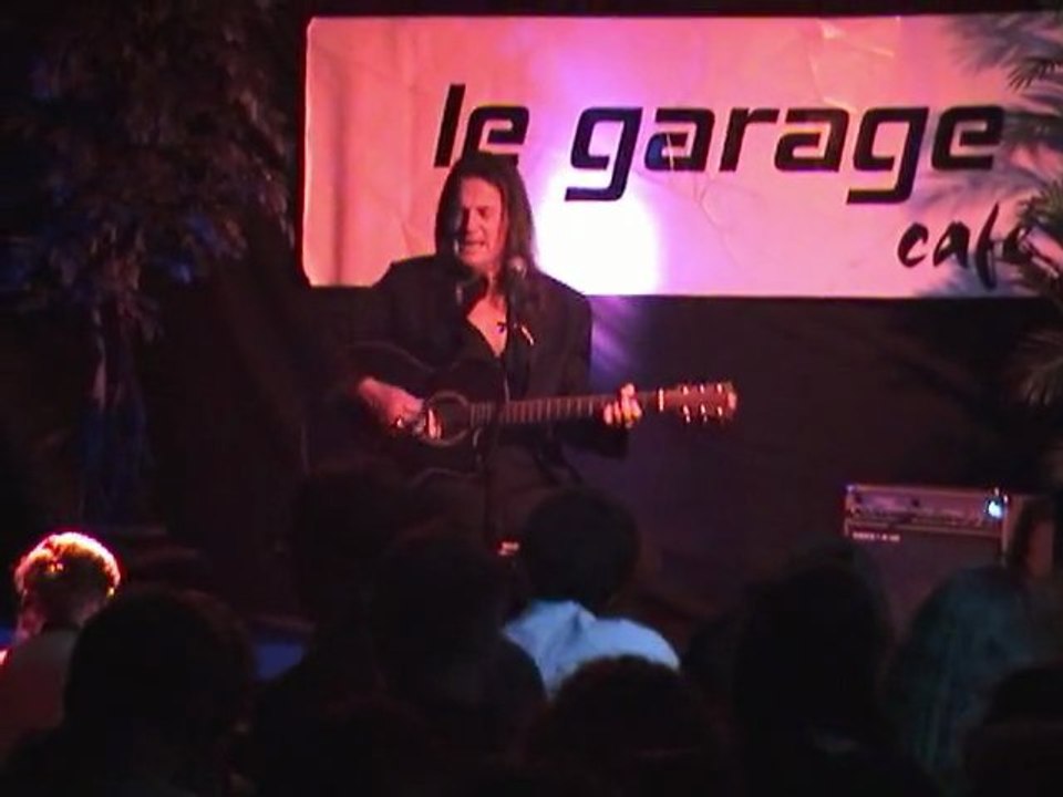 Francis Lalanne concert acoustique à Cambrai le 15.01.2011