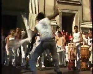 Cours de capoeira fight muzenza - 100% spectaculaire