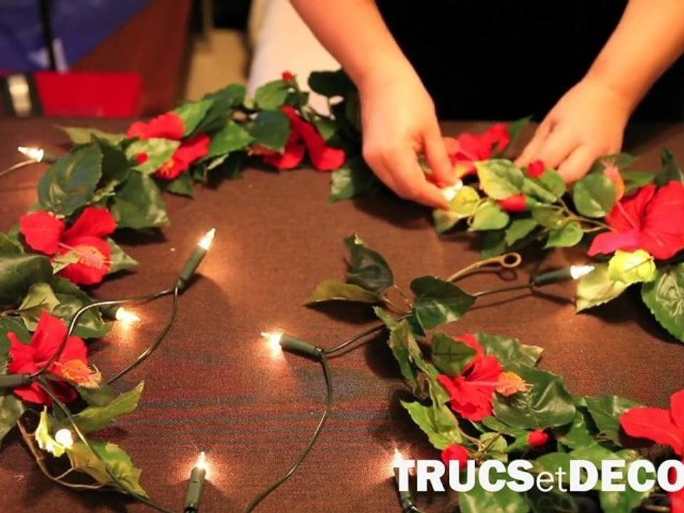 Guirlande lumineuse customisée de fleurs par TrucsetDeco.com