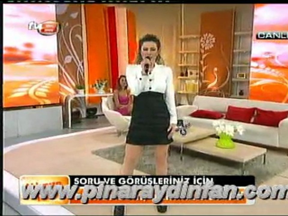 Pınar Aydın_Gece Vesaire Radyo Programı 1