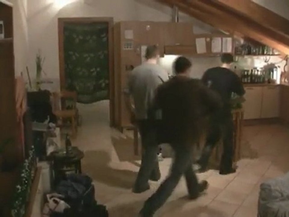 Flight of the bumble bee con le bottiglie