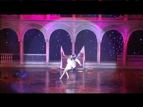 DANA & DANIEL-quick chenge-presents Art agency Valentino