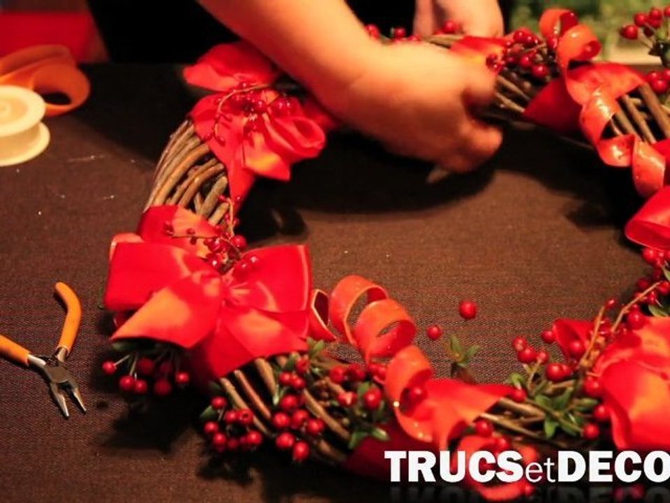 Faire une couronne de Noël par TrucsetDeco.com