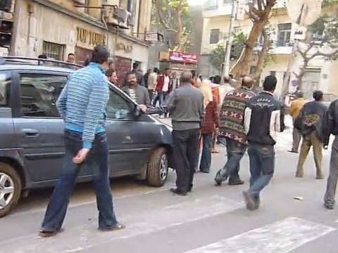 Egypte : affrontements aux abords de la place Tahrir