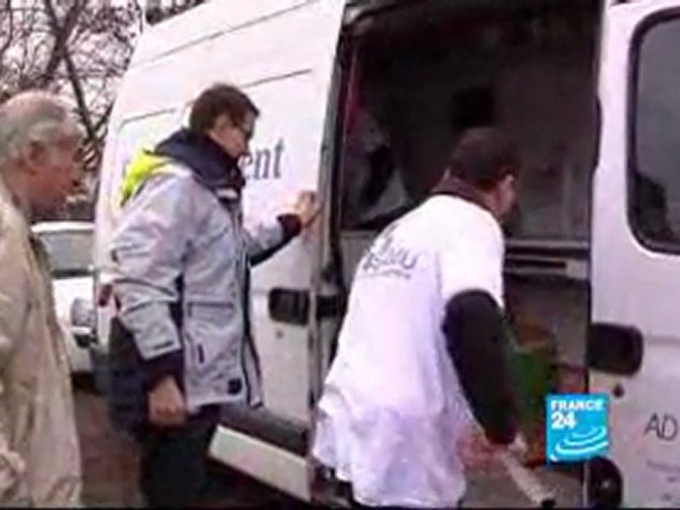 SAMU de l'Environnement - France24 - Containing contaminatio
