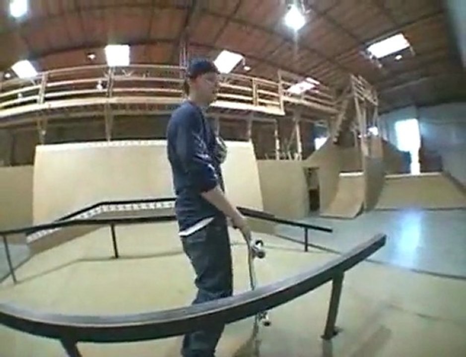 Rob Dyrdek Trick Tip: Frontside Boardslide